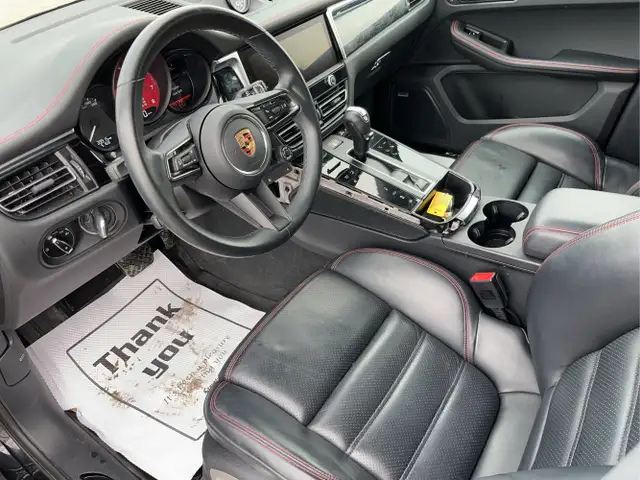 2024 PORSCH MACAN GTS - Photo 10