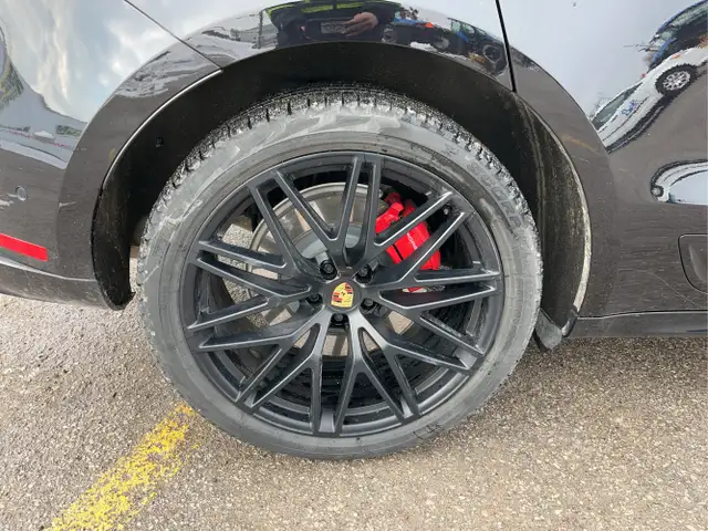 2024 PORSCH MACAN GTS - Photo 16