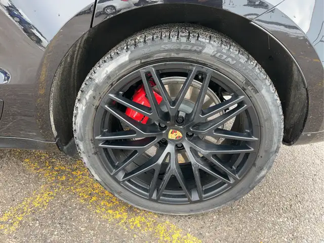2024 PORSCH MACAN GTS - Photo 19
