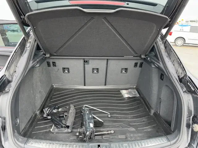 2024 PORSCH MACAN GTS - Photo 28