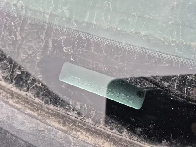 2015 Ford F-250 Super Duty w/Side Airbags/Curtains Delete - Photo 10