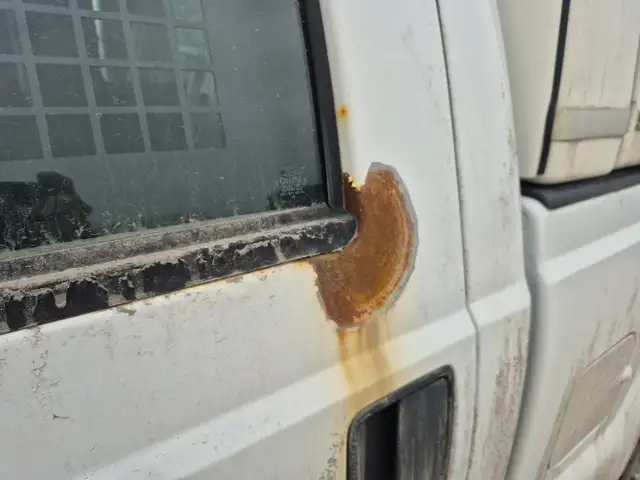 2015 Ford F-250 Super Duty w/Side Airbags/Curtains Delete - Photo 21