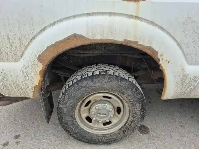 2015 Ford F-250 Super Duty w/Side Airbags/Curtains Delete - Photo 27