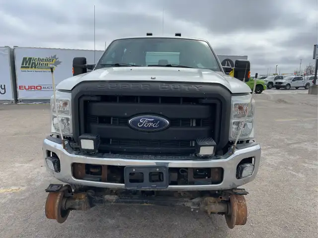 2014 Ford F-350 Super Duty - Photo 2