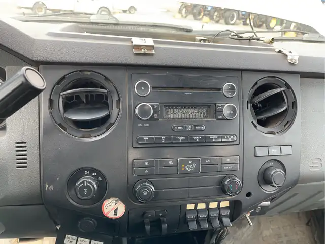 2014 Ford F-350 Super Duty - Photo 12