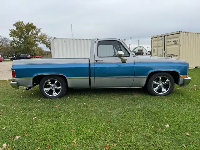 1985 GMC C1500 - Photo 3