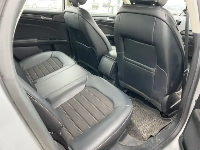 2018 Ford Fusion - Photo 18
