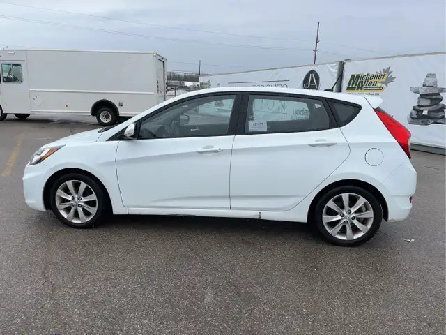 2014 Hyundai ACCENT - Photo 7