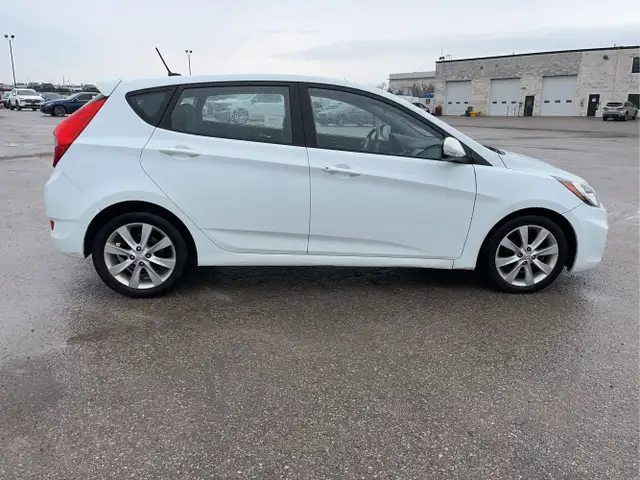 2014 Hyundai ACCENT - Photo 8
