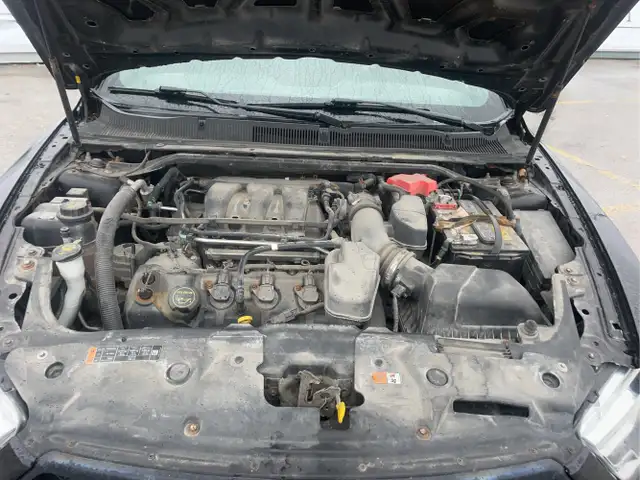 2015 Ford Taurus - Photo 9