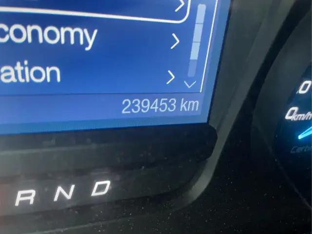 2015 Ford Taurus - Photo 12