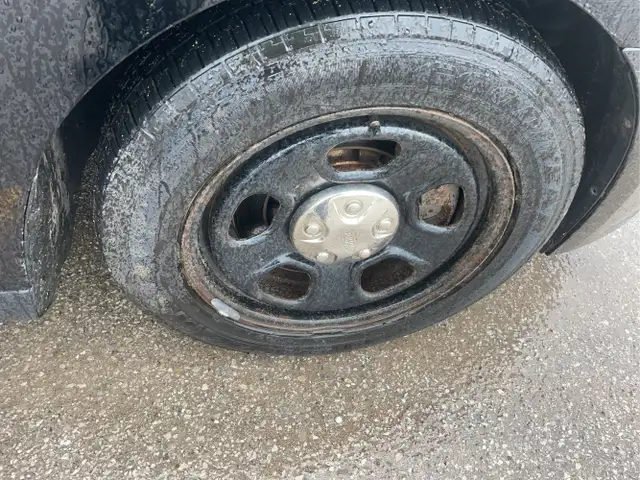 2015 Ford Taurus - Photo 20