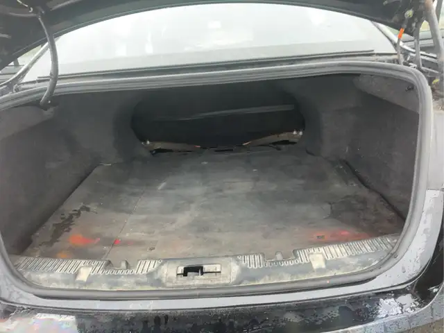 2015 Ford Taurus - Photo 24