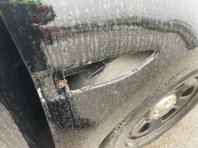 2015 Ford Taurus - Photo 25