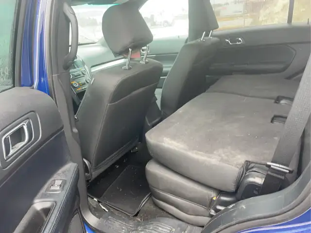 2015 Ford Taurus - Photo 29