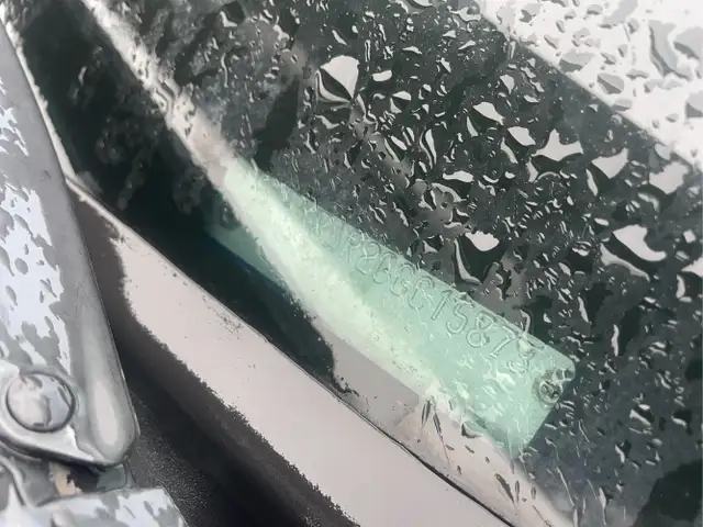 2015 Ford Taurus - Photo 30