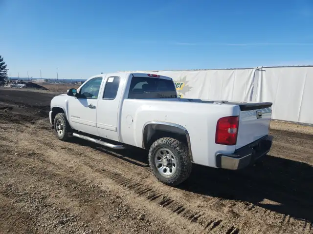 2010 Chevrolet Silverado 1500 - Photo 2