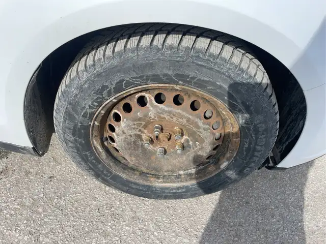 2014 Ford Fusion Hybrid - Photo 16