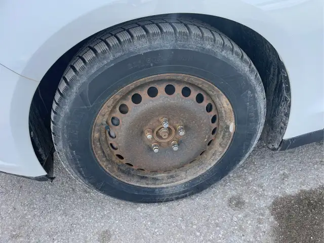 2014 Ford Fusion Hybrid - Photo 19