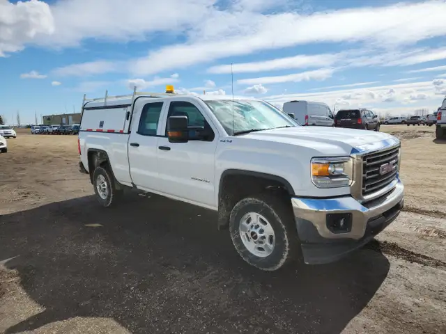 2018 GMC Sierra - Photo 4