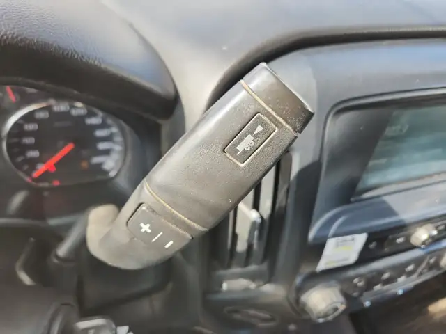 2018 GMC Sierra - Photo 9