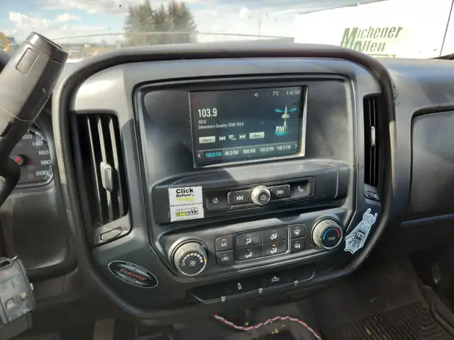 2018 GMC Sierra - Photo 12