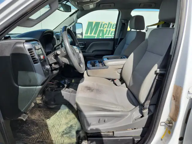 2018 GMC Sierra - Photo 15