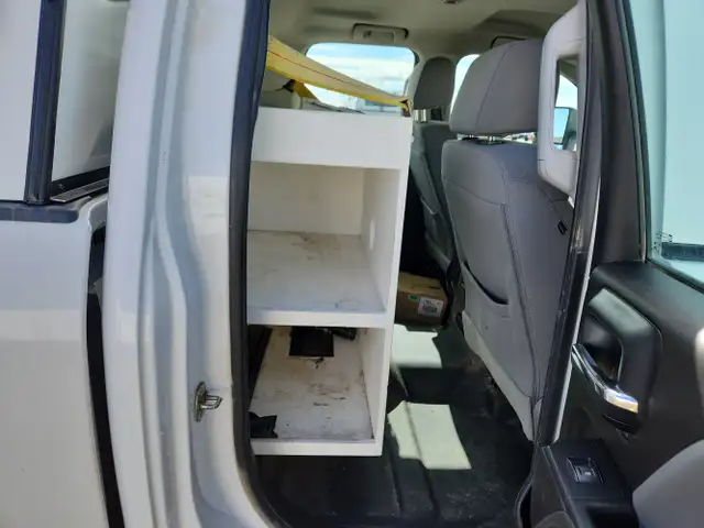 2018 GMC Sierra - Photo 19