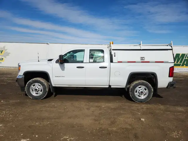2018 GMC Sierra - Photo 22