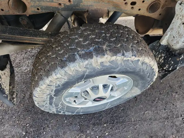 2018 GMC Sierra - Photo 32