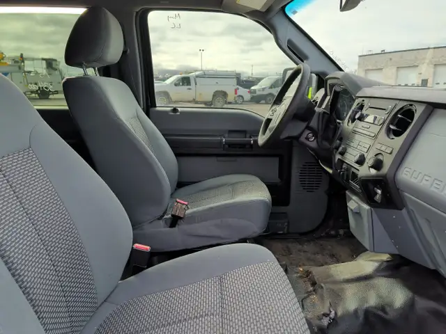 2015 Ford F-250 Super Duty - Photo 17