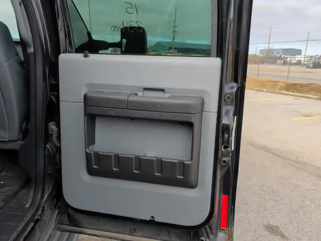 2015 Ford F-250 Super Duty - Photo 20