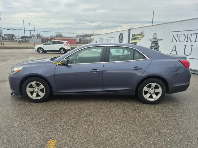 2015 Chevrolet Malibu - Photo 8