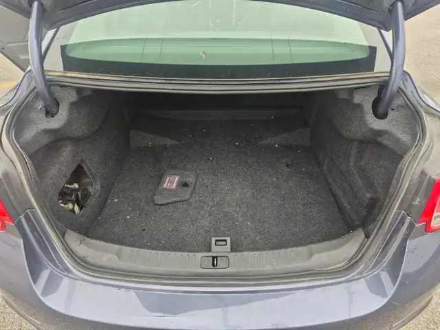 2015 Chevrolet Malibu - Photo 22