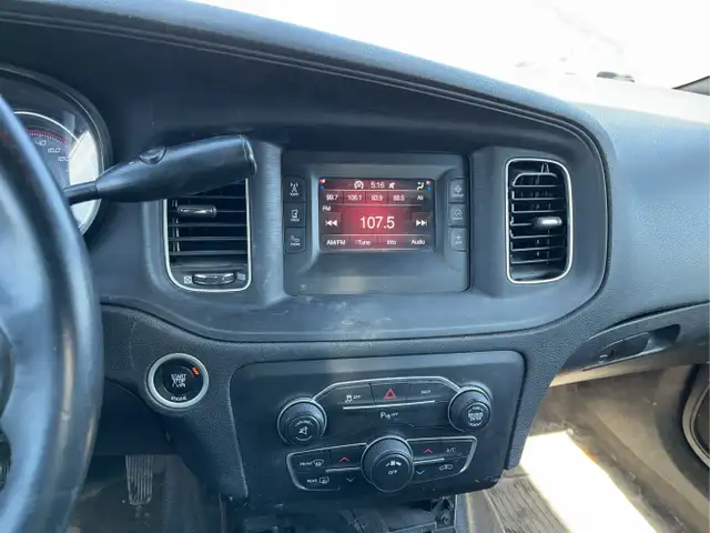 2016 Dodge Charger - Photo 12