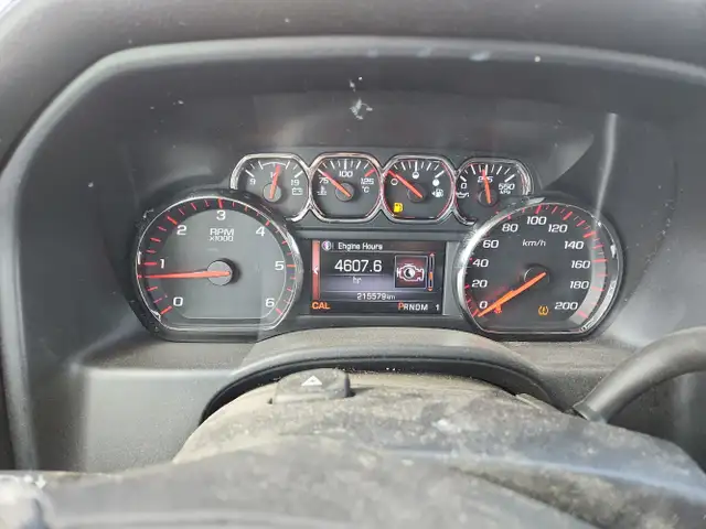 2016 GMC Sierra 2500HD - Photo 8