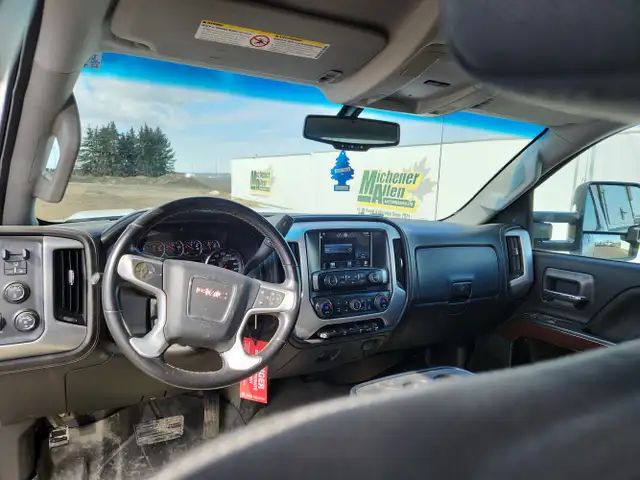 2016 GMC Sierra 2500HD - Photo 14