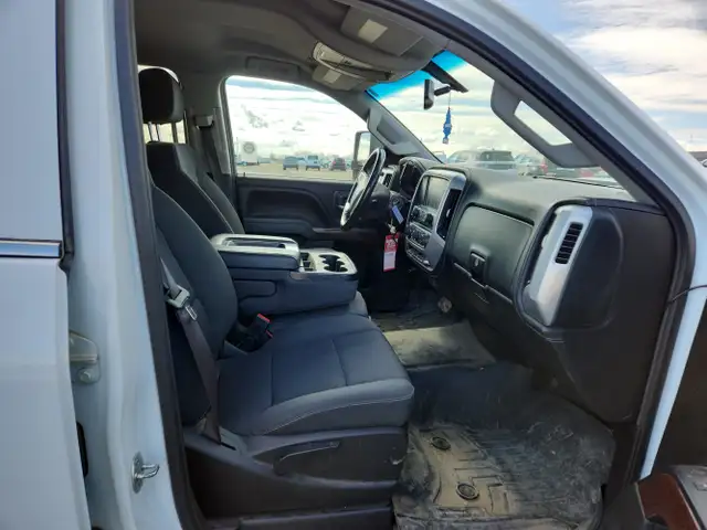 2016 GMC Sierra 2500HD - Photo 20