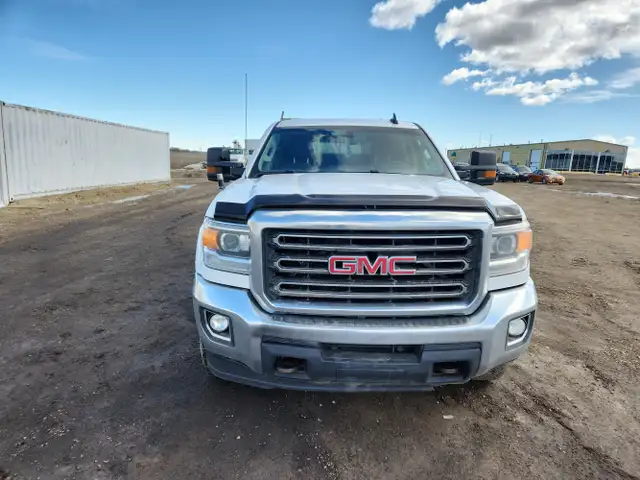 2016 GMC Sierra 2500HD - Photo 21