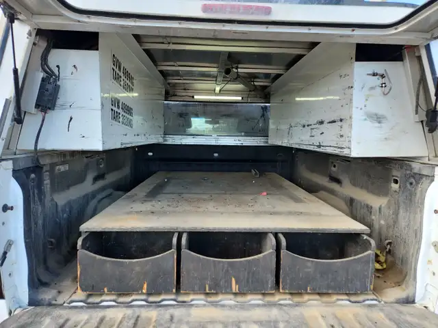 2016 GMC Sierra 2500HD - Photo 24