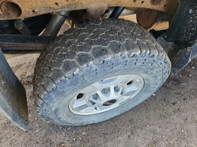 2016 GMC Sierra 2500HD - Photo 32