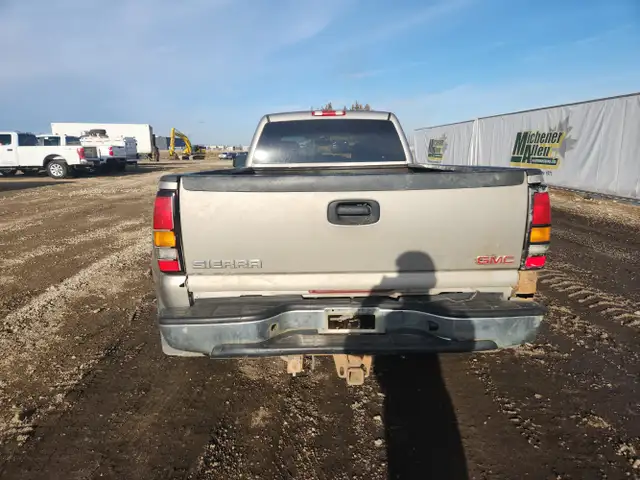 2003 GMC Sierra 3500 - Photo 21