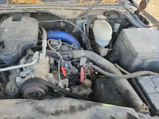 2003 GMC Sierra 3500 - Photo 25