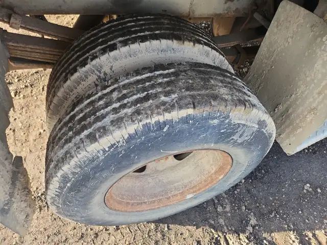 2003 GMC Sierra 3500 - Photo 30