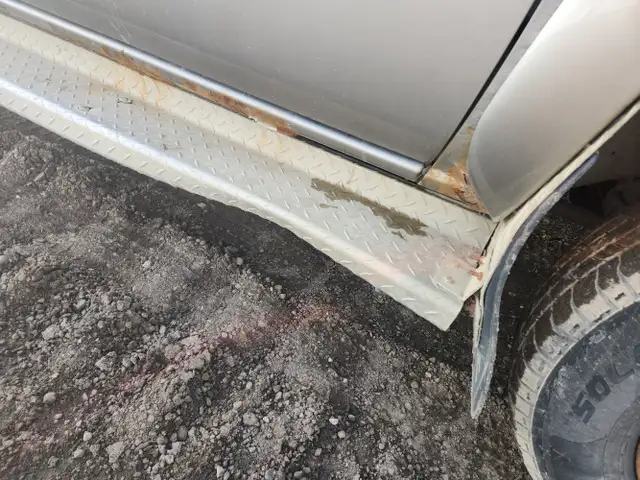 2003 GMC Sierra 3500 - Photo 32