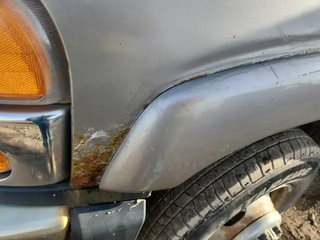 2003 GMC Sierra 3500 - Photo 36