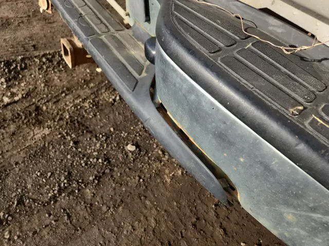 2003 GMC Sierra 3500 - Photo 43