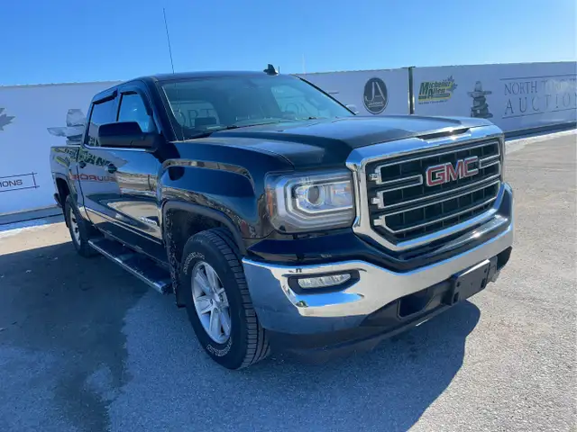 2018 GMC Sierra 1500 - Photo 3