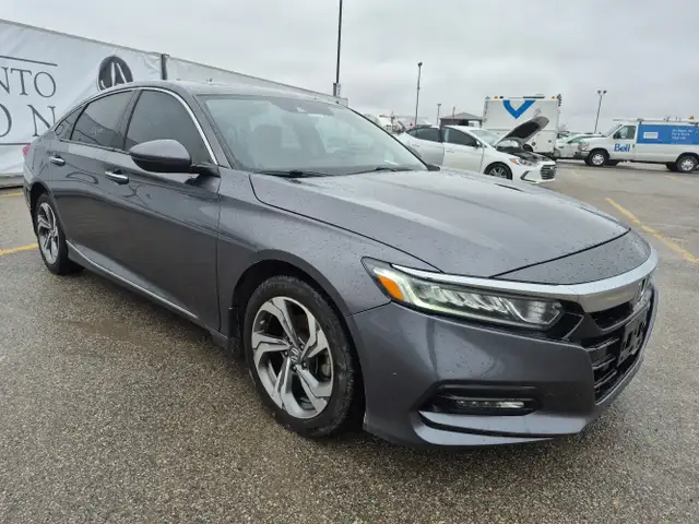 2018 Honda Accord - Photo 3