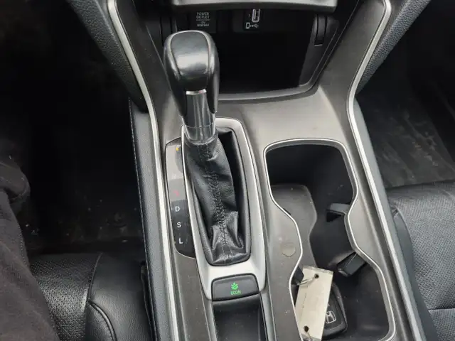 2018 Honda Accord - Photo 19